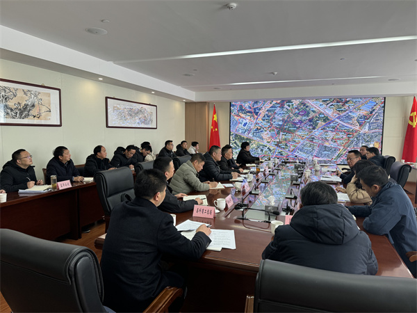 2月8日，縣委主要負(fù)責(zé)同志調(diào)研富豐新城片區(qū)項(xiàng)目建設(shè)并召開征遷工作座談會(huì)（縣委書記汪凱，縣人大常委會(huì)副主任、縣委辦主任江勇民 ，縣政協(xié)副主席、縣發(fā)改委主任張冬春，縣科商工信局局長汪璟峰，縣人社局局長朱曉明 ）.jpg